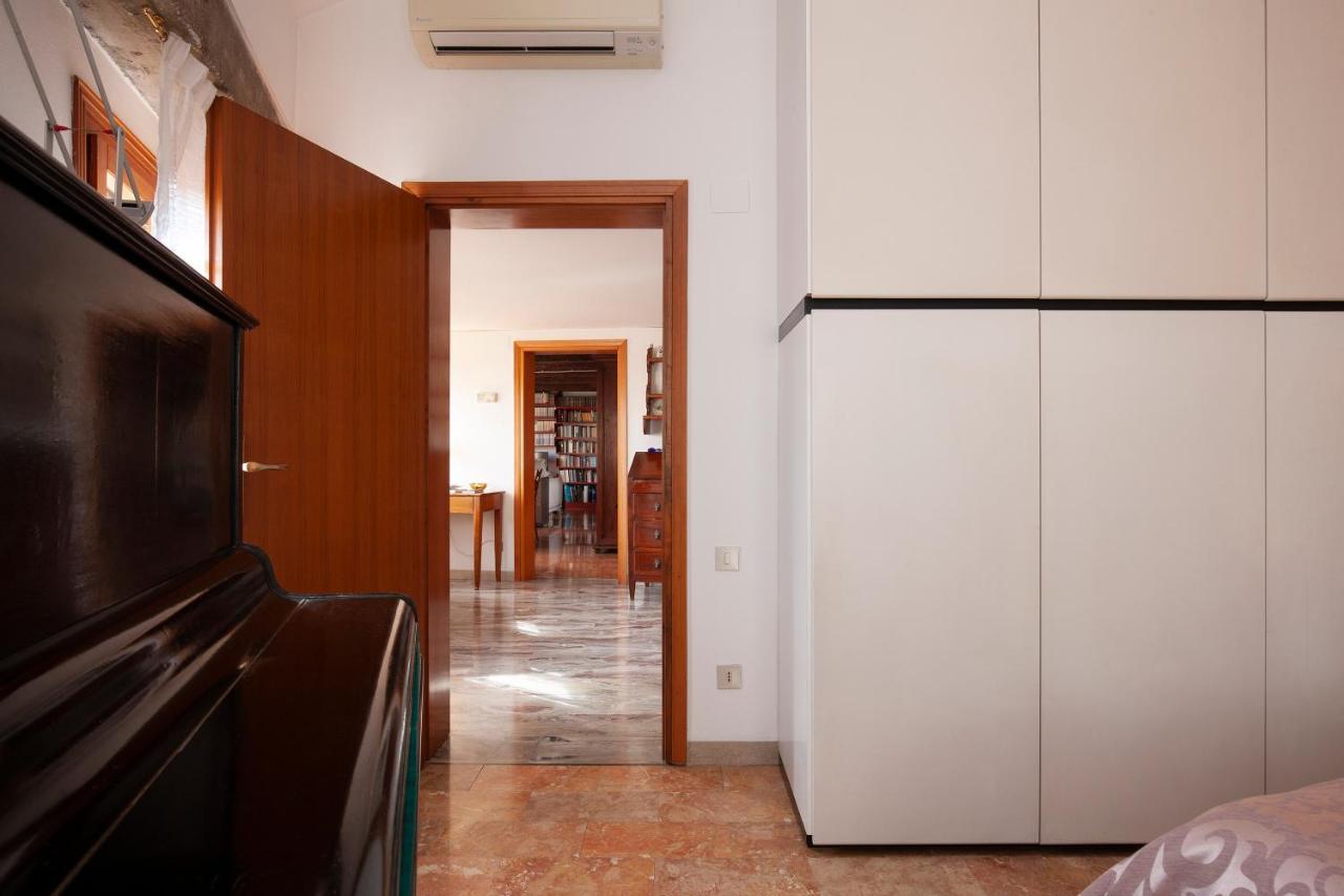 Altana Rialto Apartment Венеция Экстерьер фото